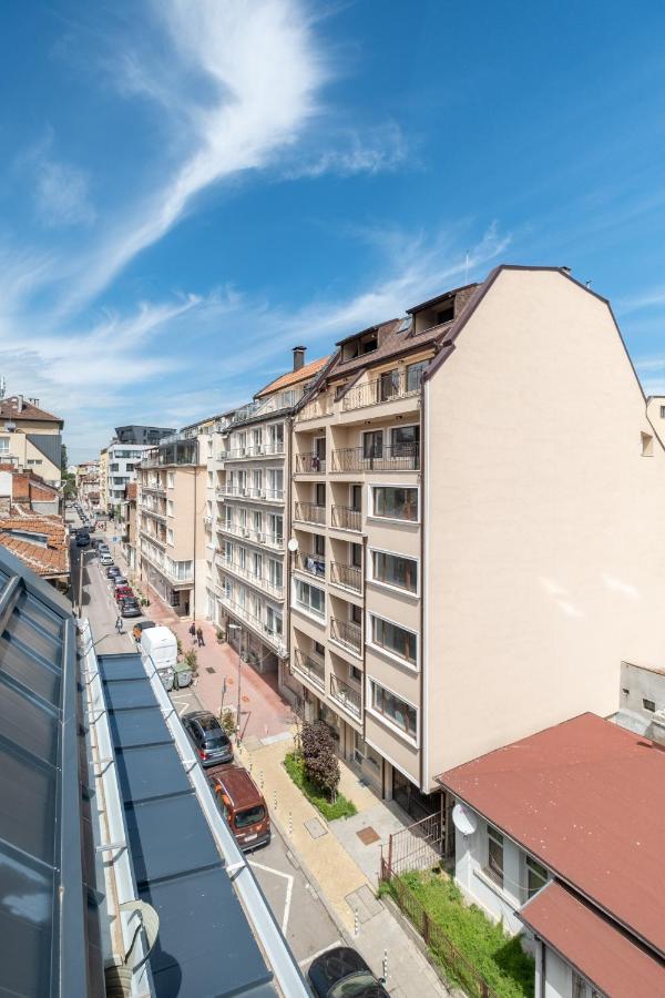 Large Terrace In Old Center Of Sofia By Flat Mаnagerアパートメント エクステリア 写真